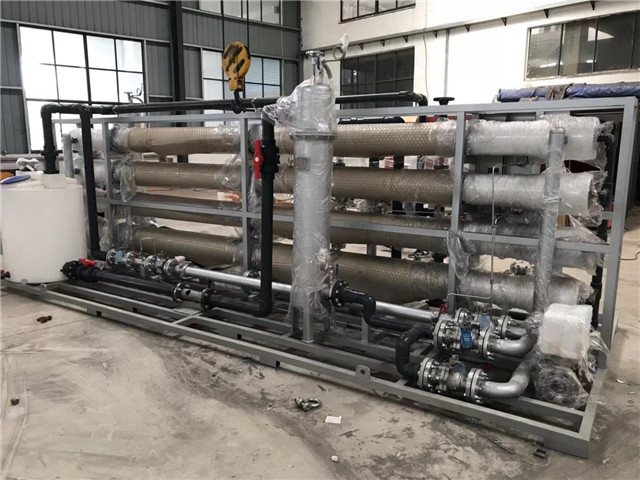 ������͸Һ��ѹ����͸