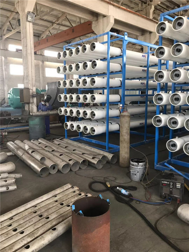 ����͸����ʩ����